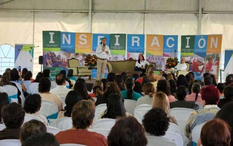 Más de 300 docentes participan en el Congreso «Formador de formadores»