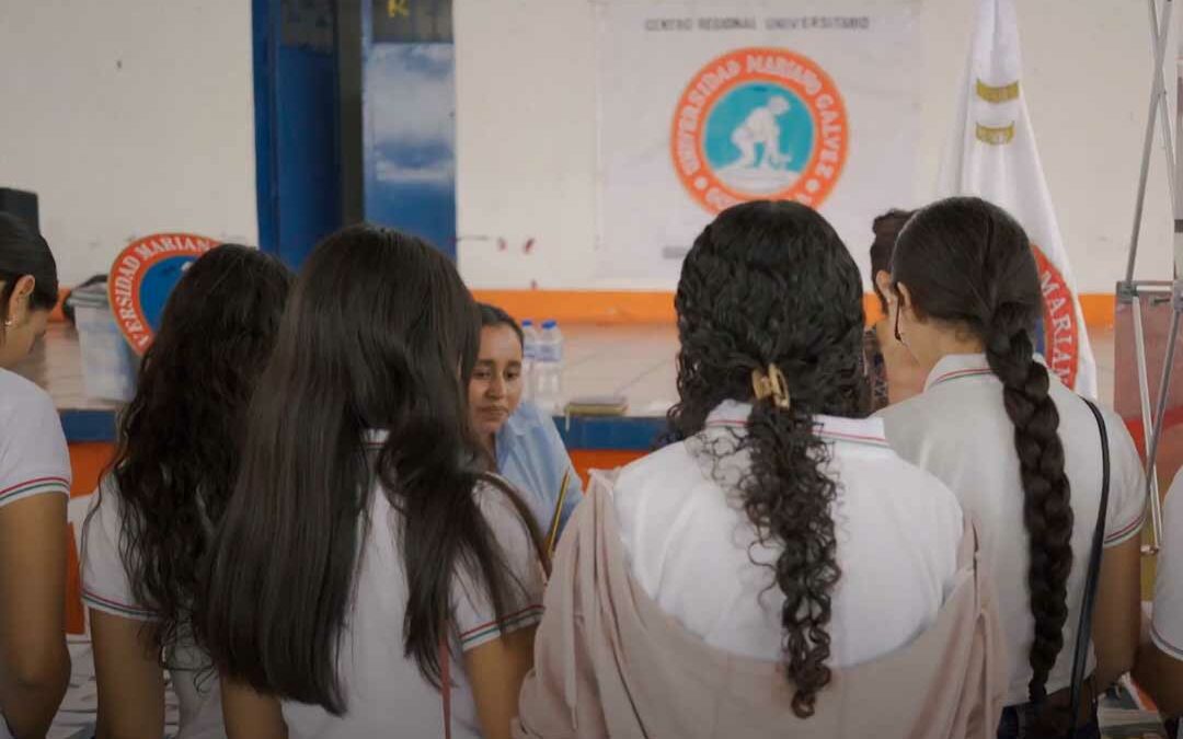 ¡Colegio Enrique Novella Álvarado organiza la primera feria de Universidades en Sanarate!