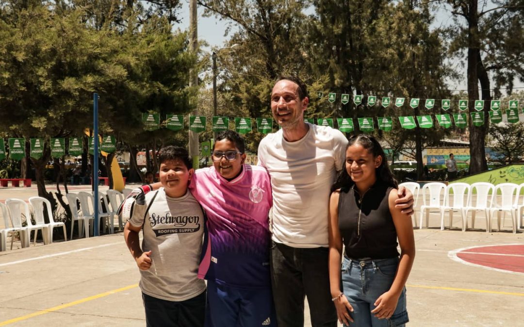 Chiripa llegó a Zona 6 con una presentación inolvidable